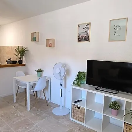 Daire Charmant Studio A 30min Des Plages